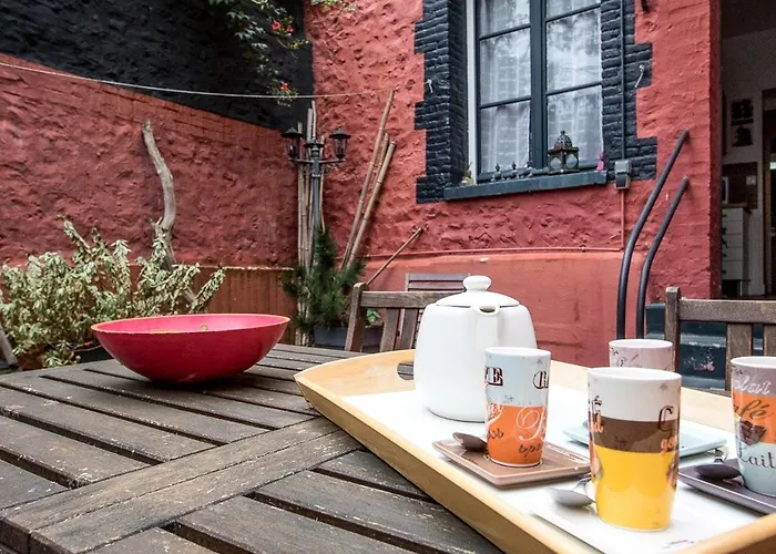 Le Petit Versailles *